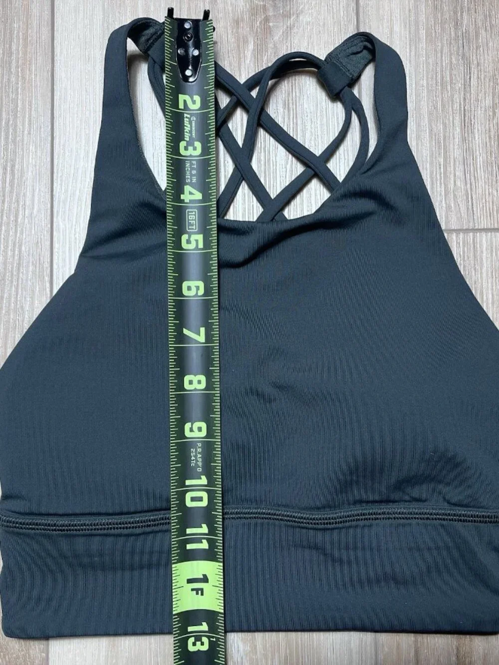 Lululemon Free To Be Wild High Neck Long Line Green Athletic Bra - Women Size 4
